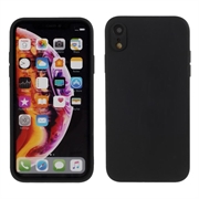 iPhone XR szilikon tok - rugalmas és matt - fekete